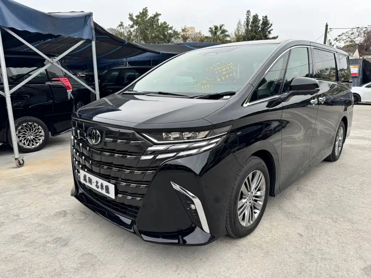 TOYOTA ALPHARD