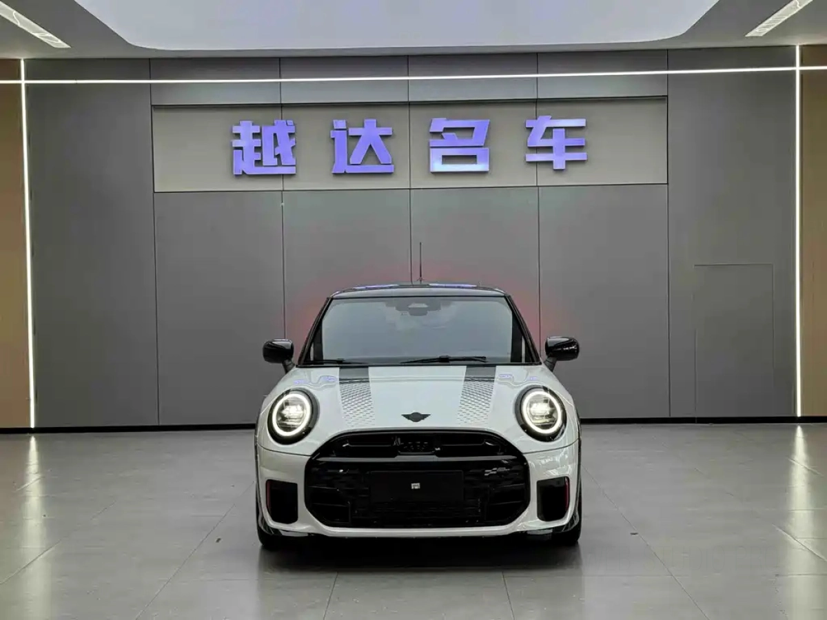 MINI JCW