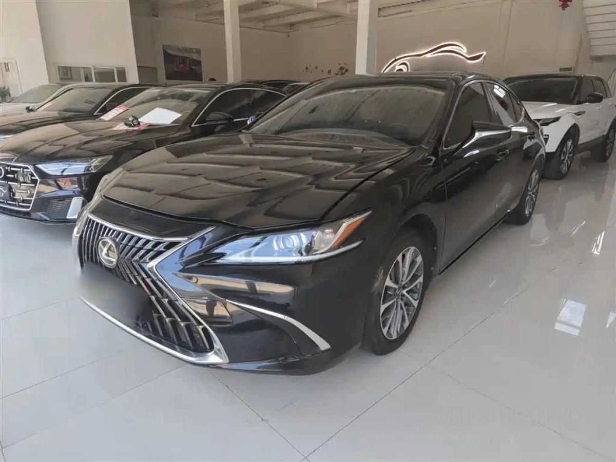 LEXUS ES  2024