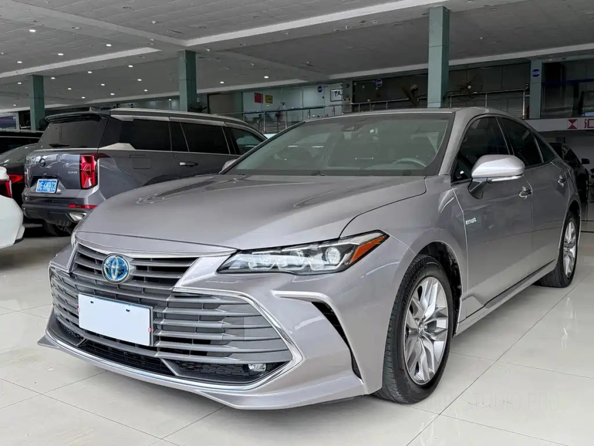 TOYOTA AVALON  2021