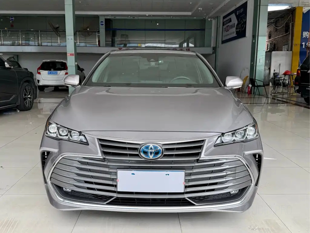 TOYOTA AVALON