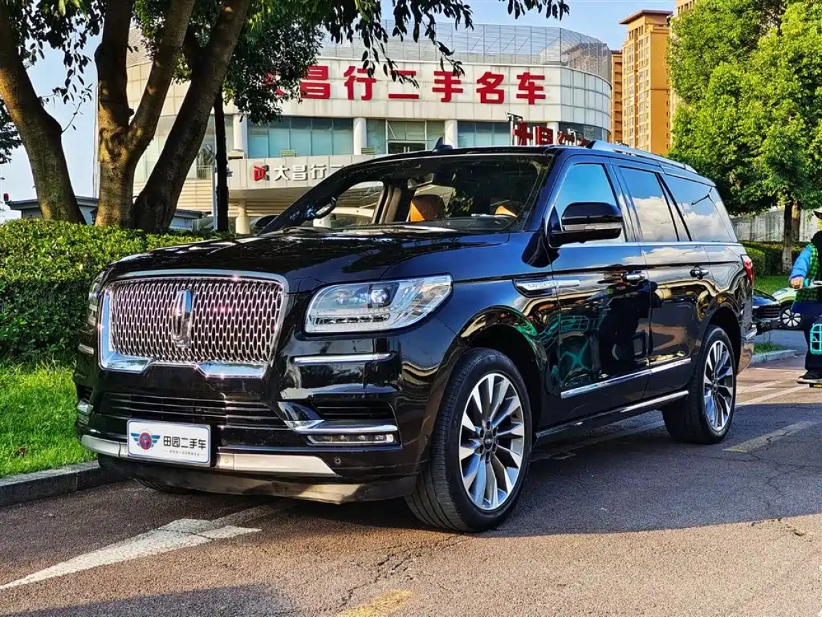LINCOLN NAVIGATOR
