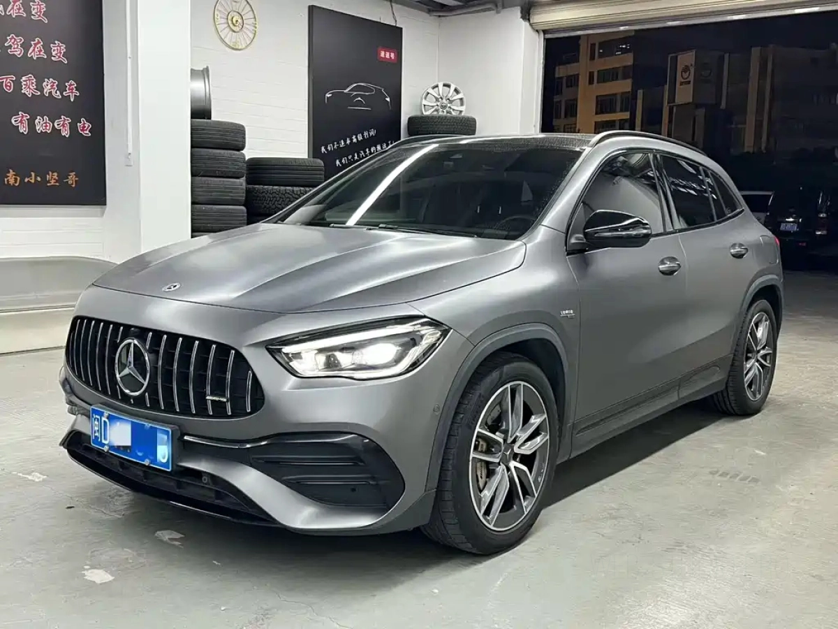 MERCEDES BENZ GLA AMG  2022