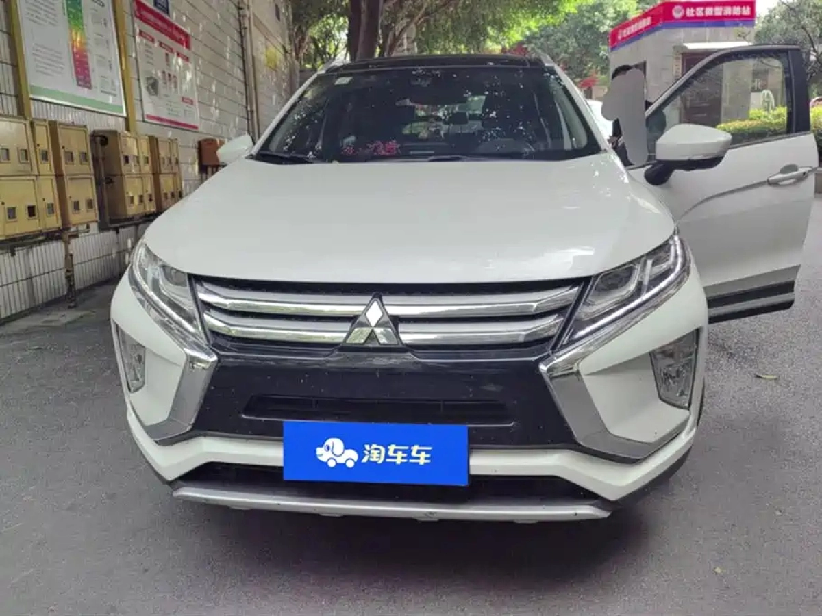 MITSUBISHI ECLIPSE CROSS