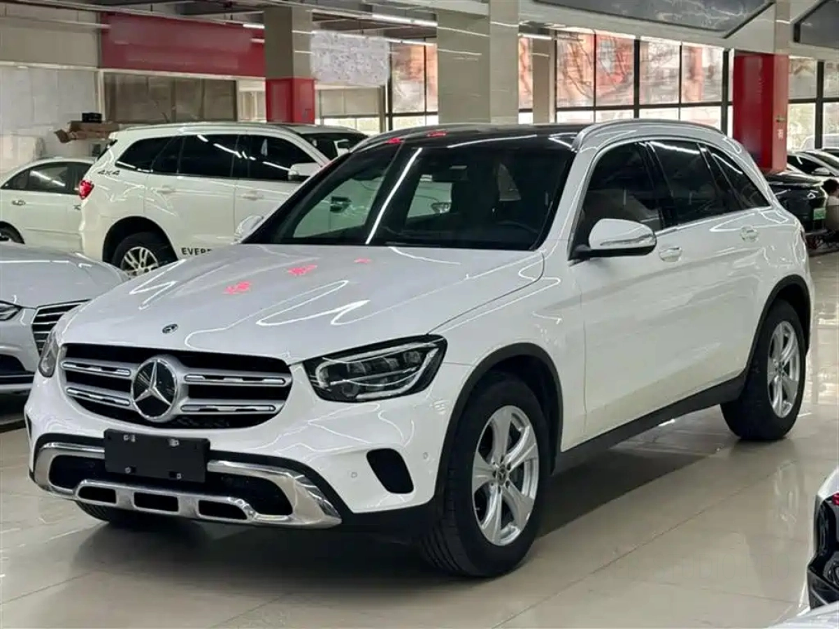 MERCEDES BENZ GLC