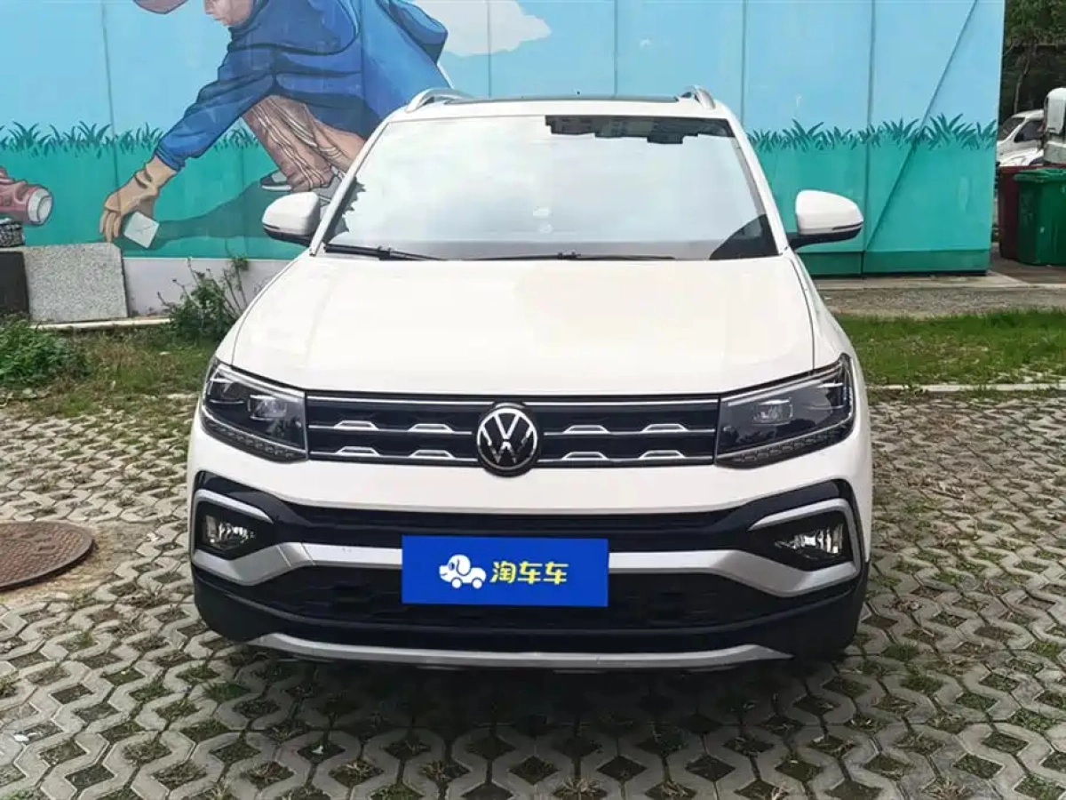 VOLKSWAGEN T-CROSS