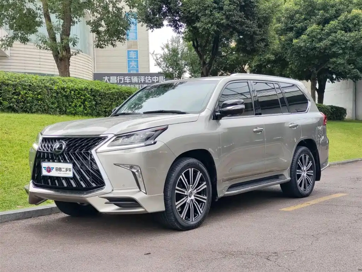 LEXUS LX