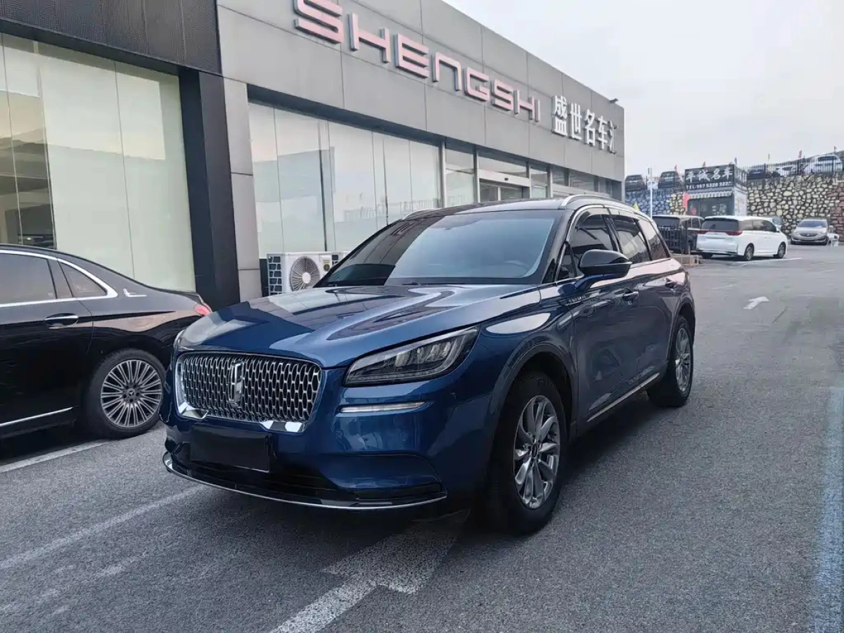 LINCOLN ADVENTURER  2020