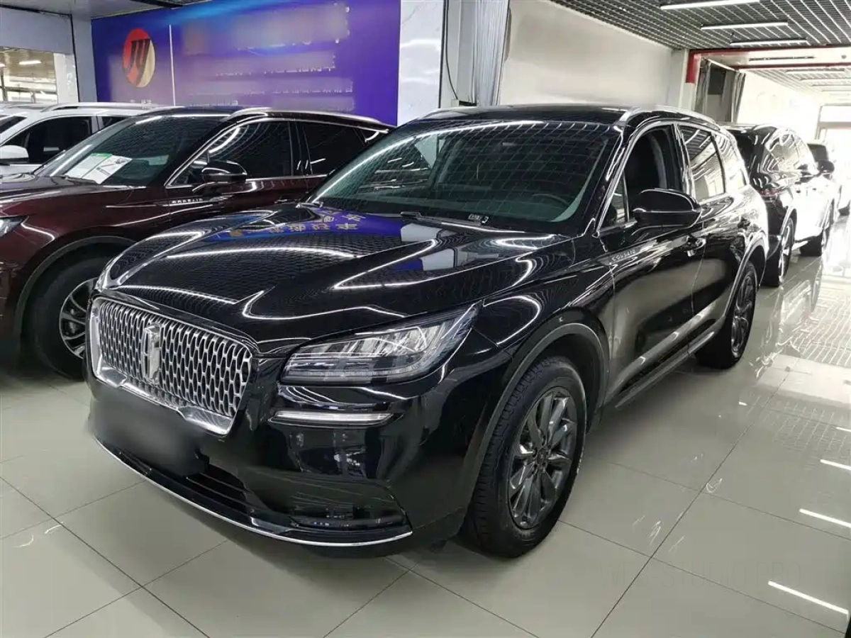 LINCOLN ADVENTURER  2021