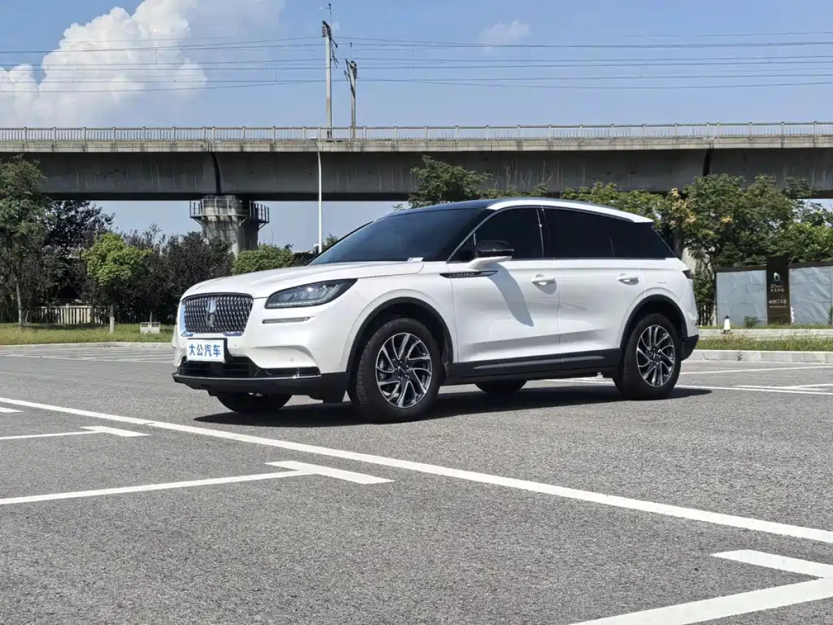 LINCOLN ADVENTURER  2022