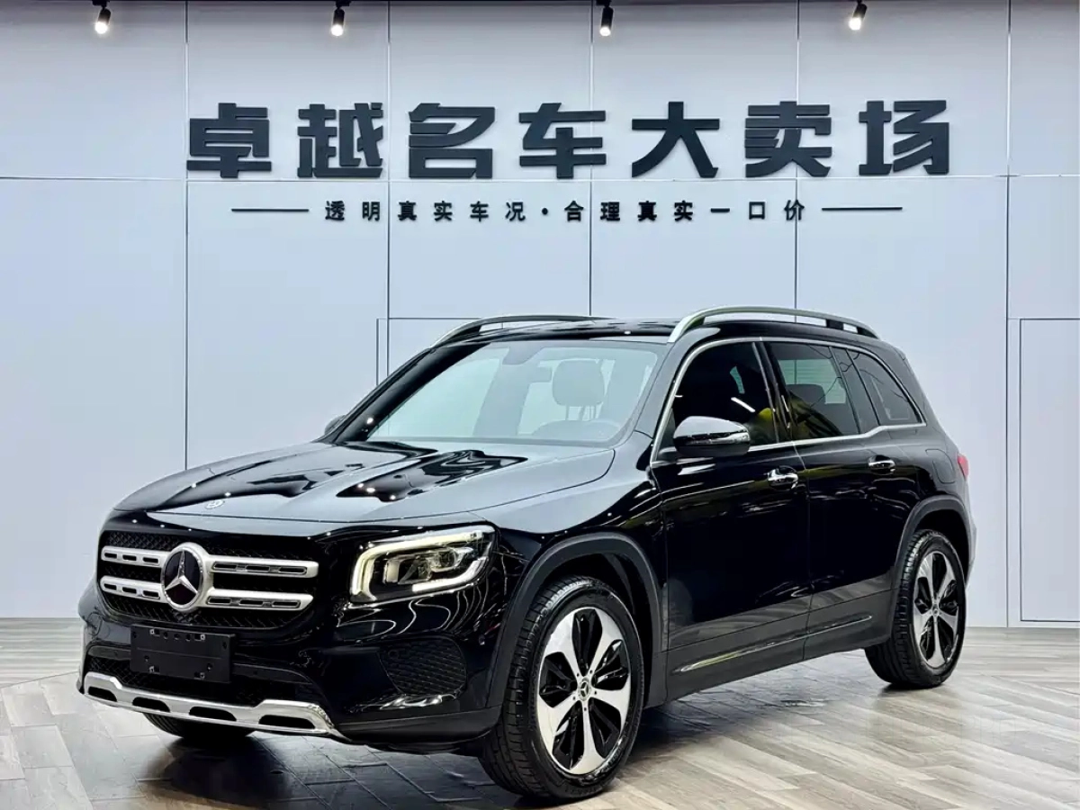MERCEDES BENZ GLB