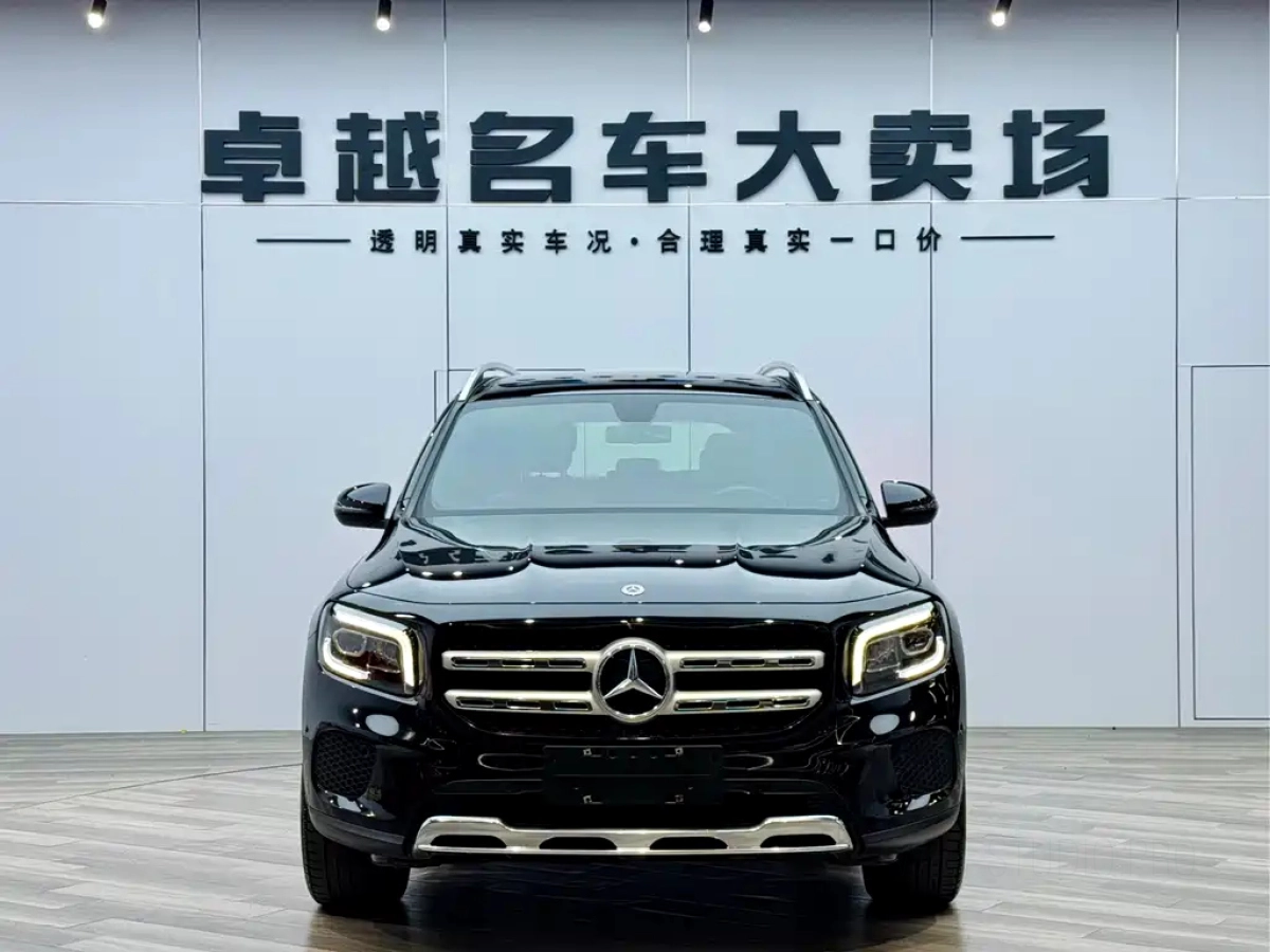 MERCEDES BENZ GLB