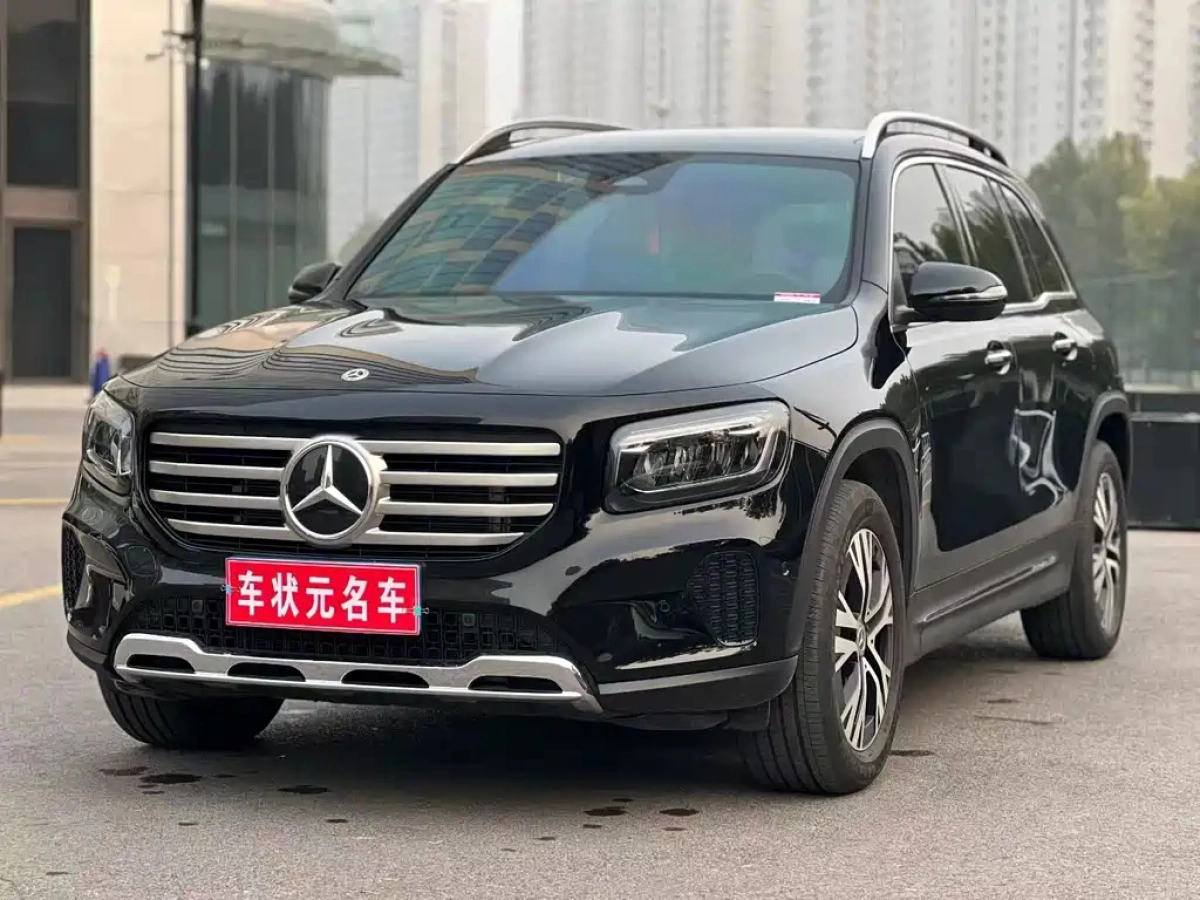 MERCEDES BENZ GLB