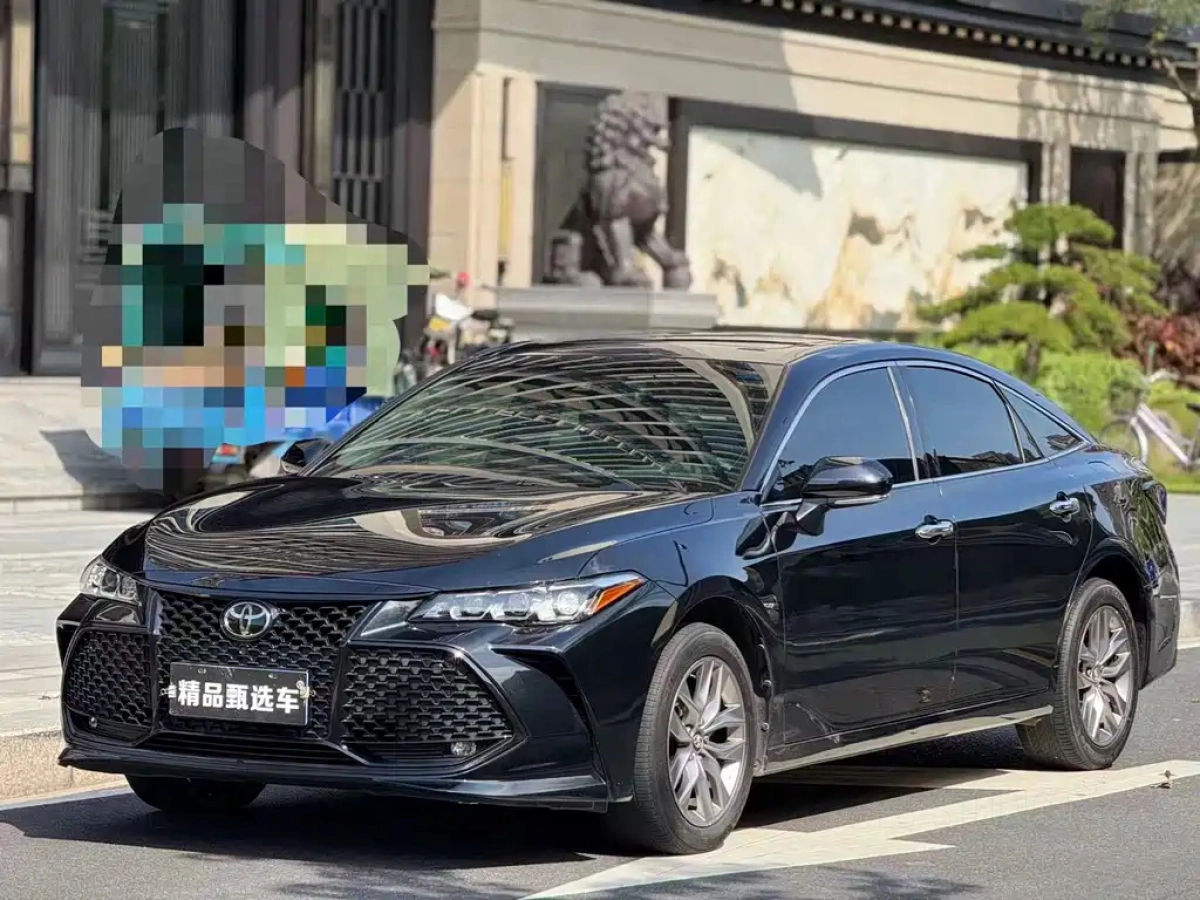 TOYOTA AVALON  2021