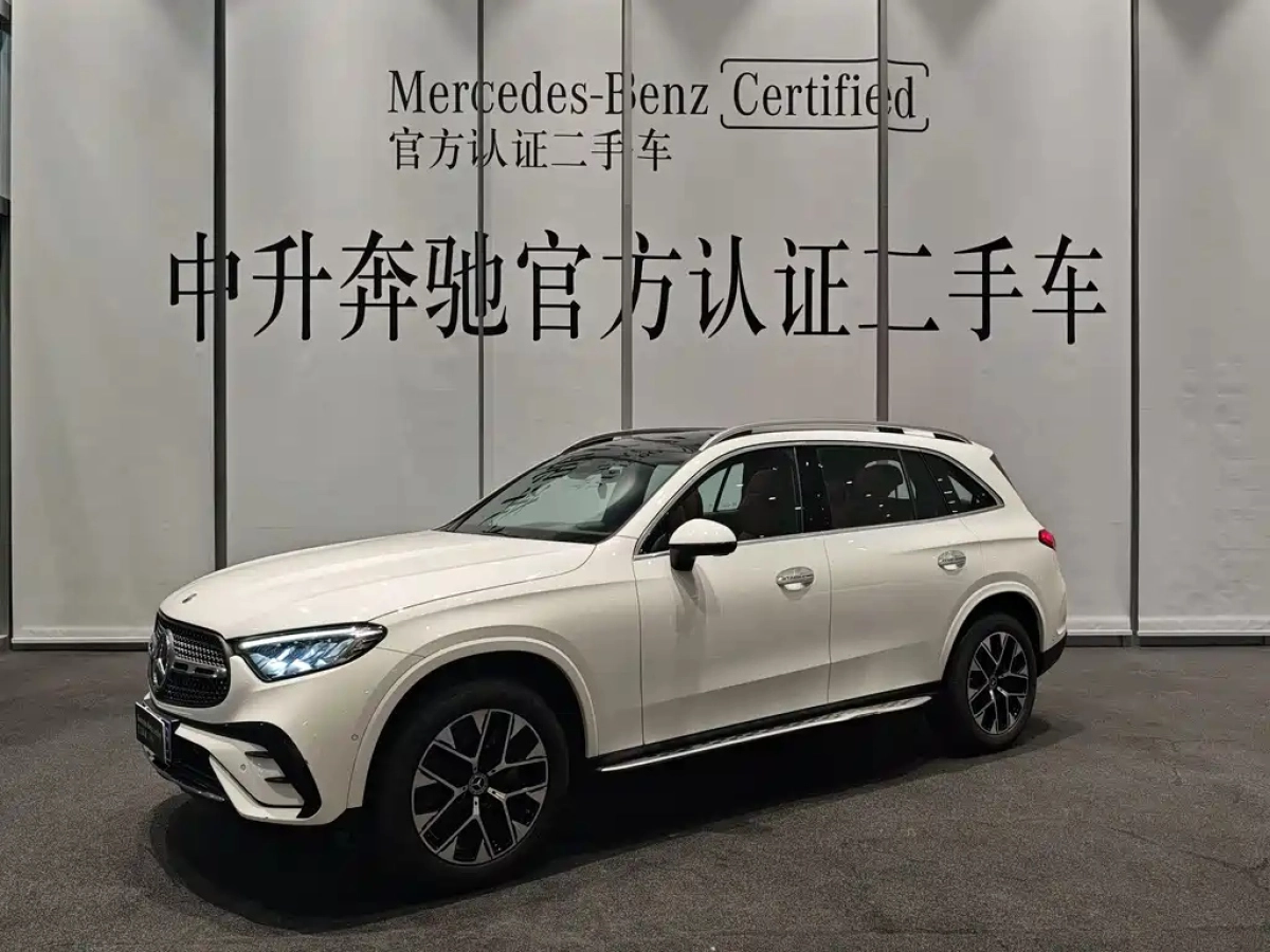 MERCEDES BENZ GLC  2023