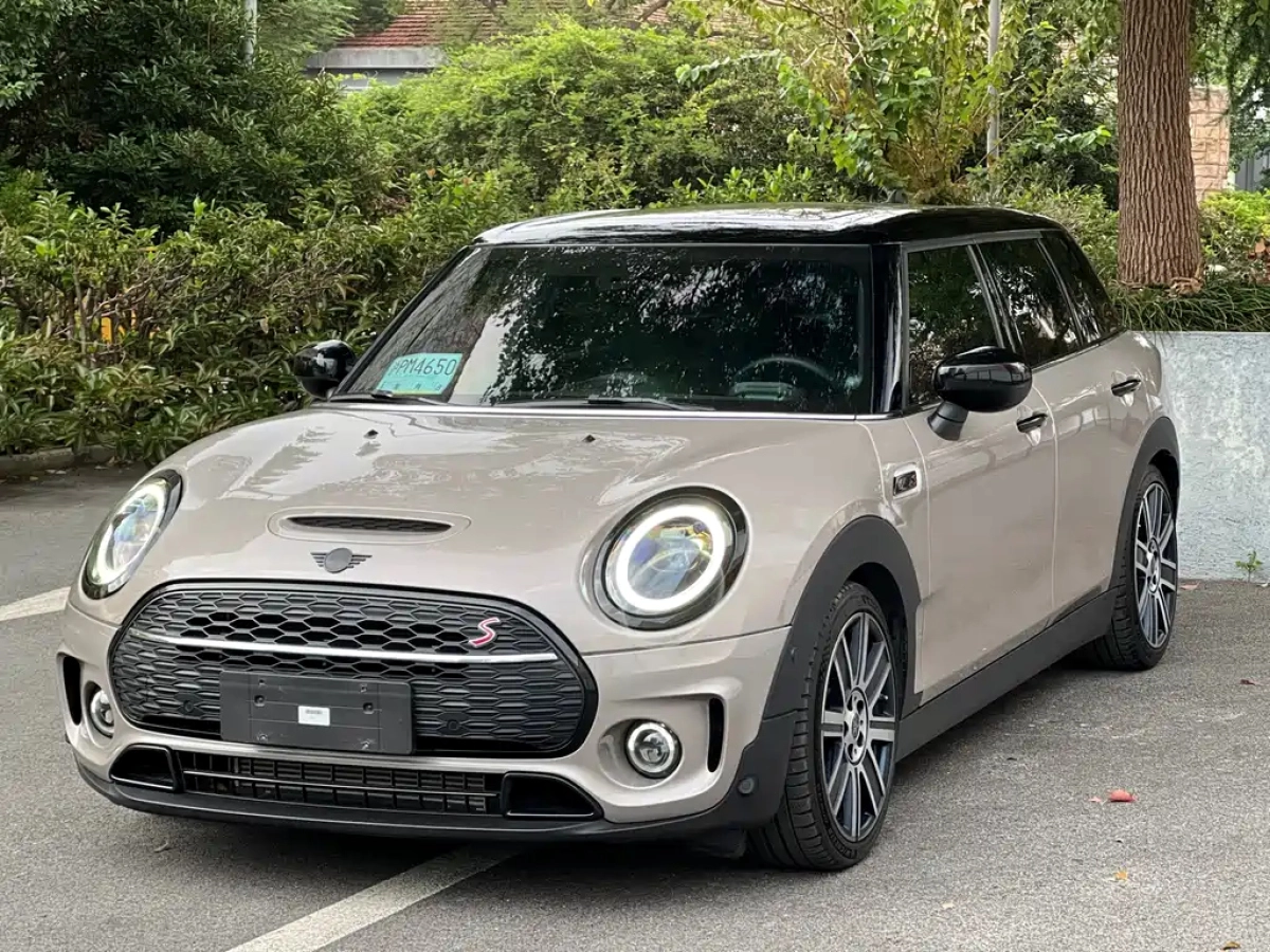 MINI CLUBMAN