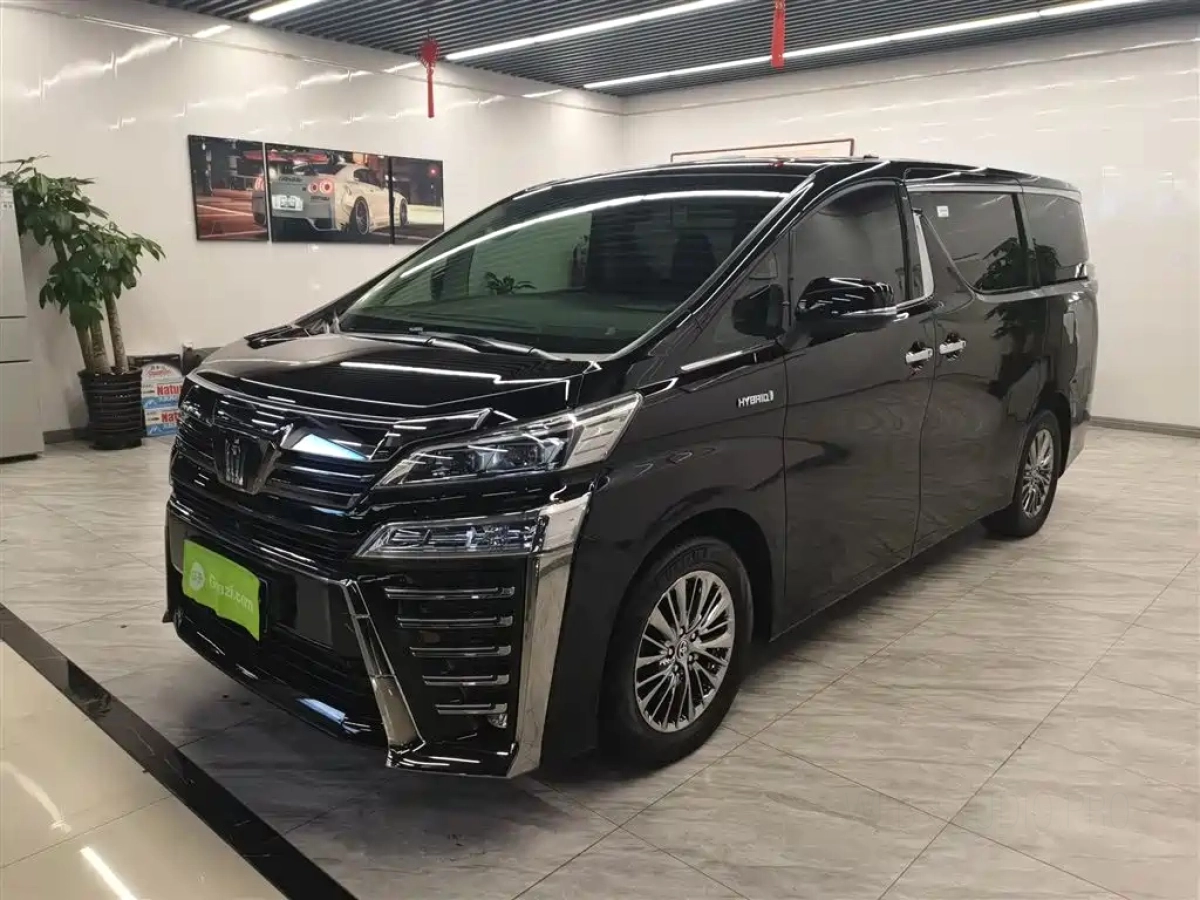 TOYOTA VELLFIRE