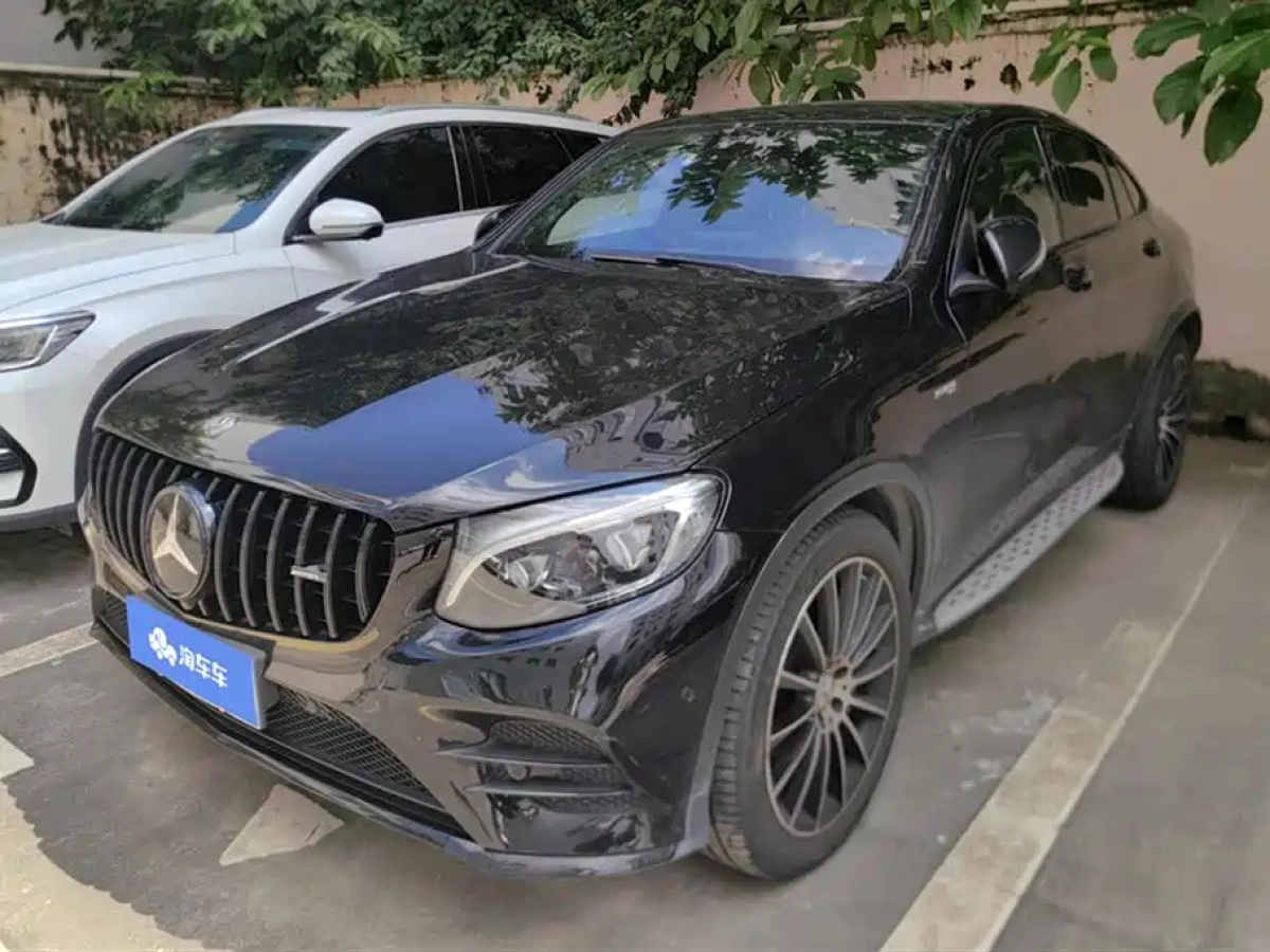 MERCEDES BENZ GLC AMG  2019