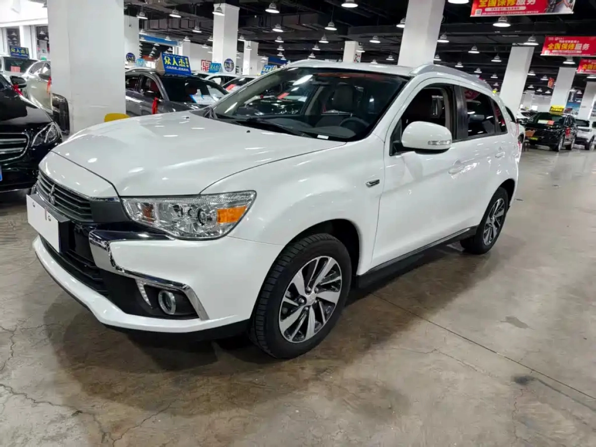 MITSUBISHI ASX
