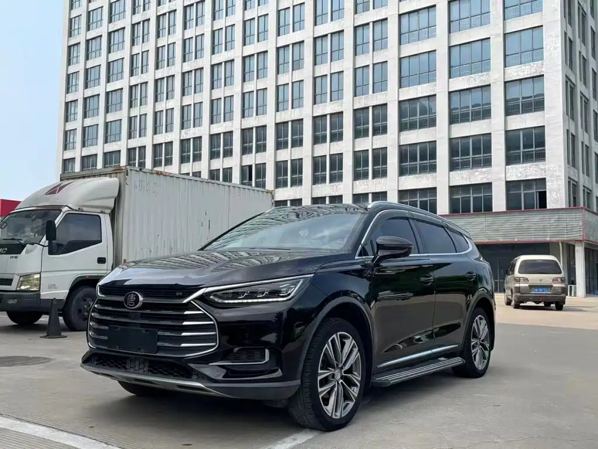 BYD TANG  2019