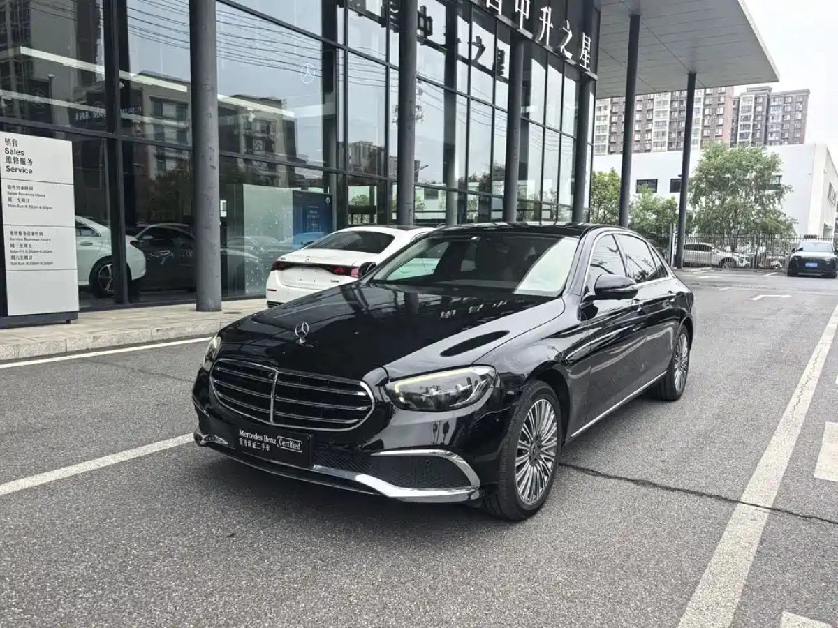 MERCEDES BENZ E-CLASS