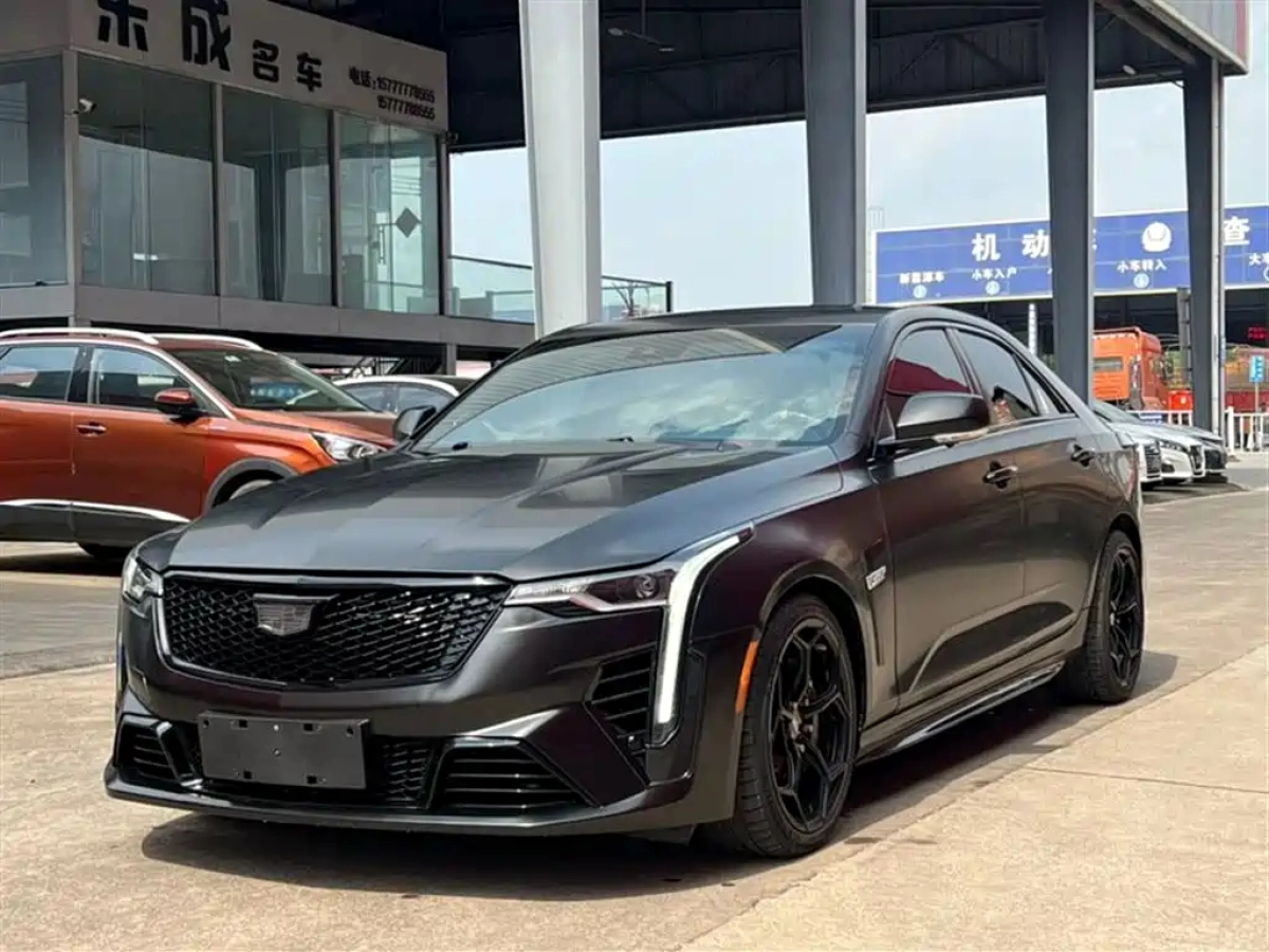 CADILLAC CT4  2021