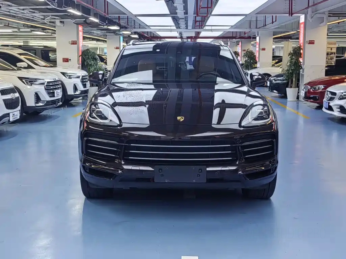 PORSCHE CAYENNE