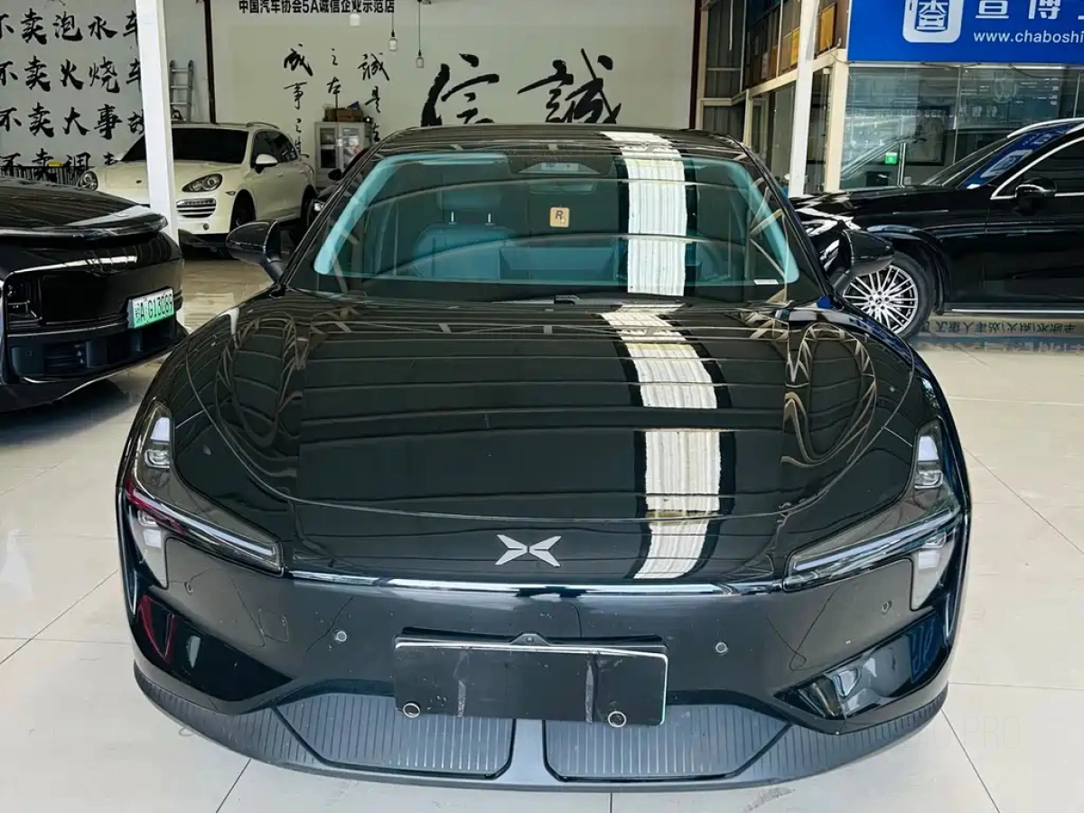 XPENG MOTORS MONA M03