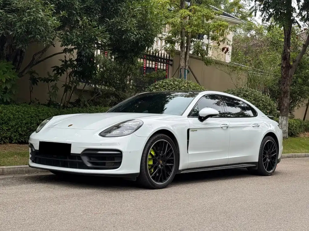 PORSCHE PANAMERA NEW ENERGY