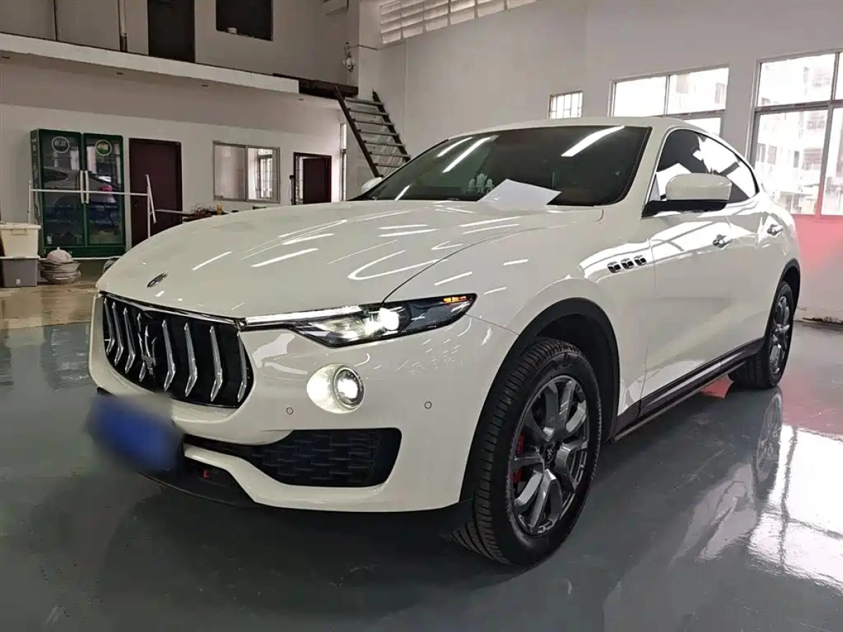 MASERATI LEVANTE