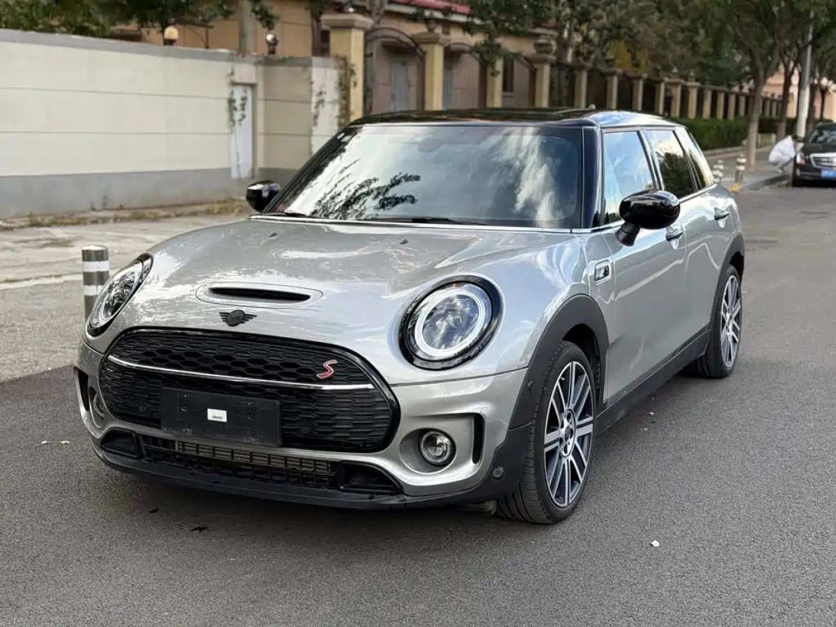 MINI CLUBMAN  2023