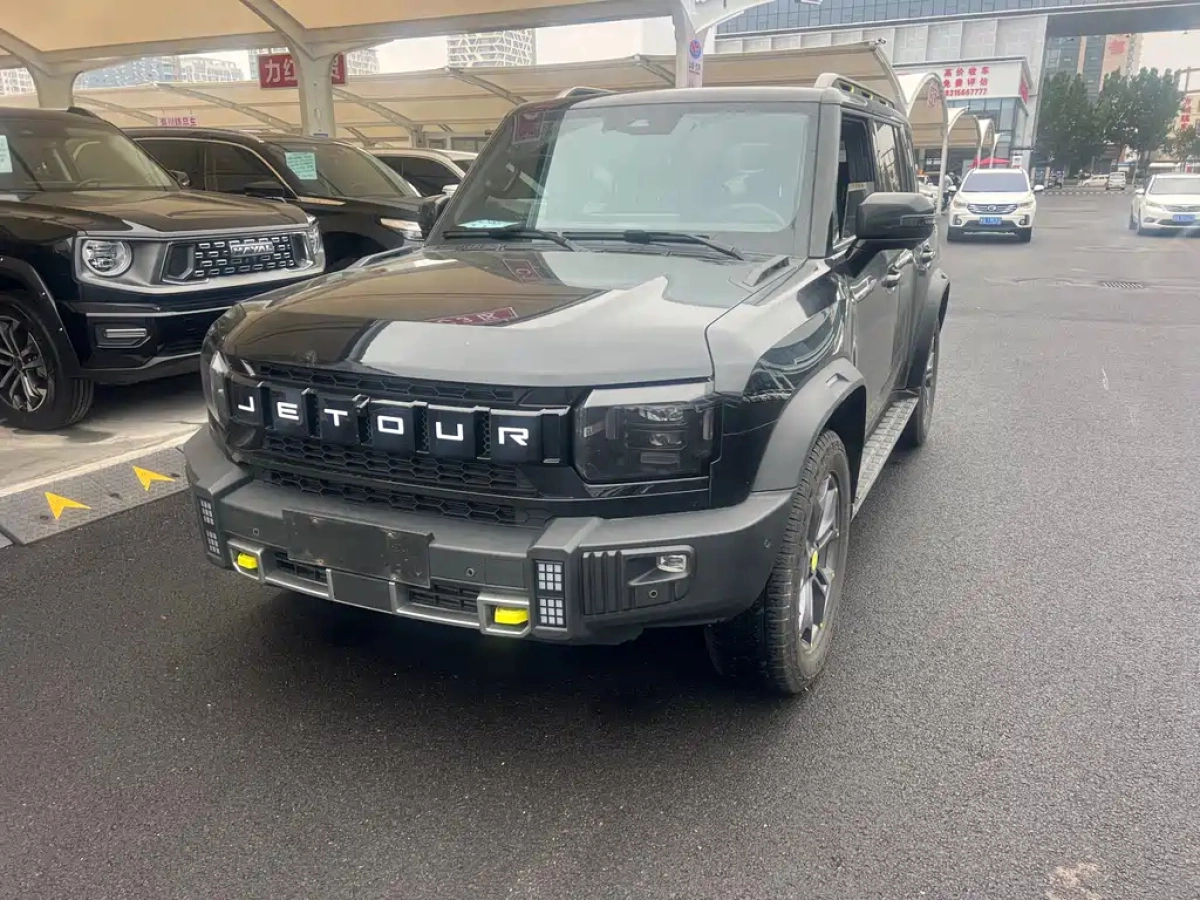 JETOUR TRAVELLER  T2