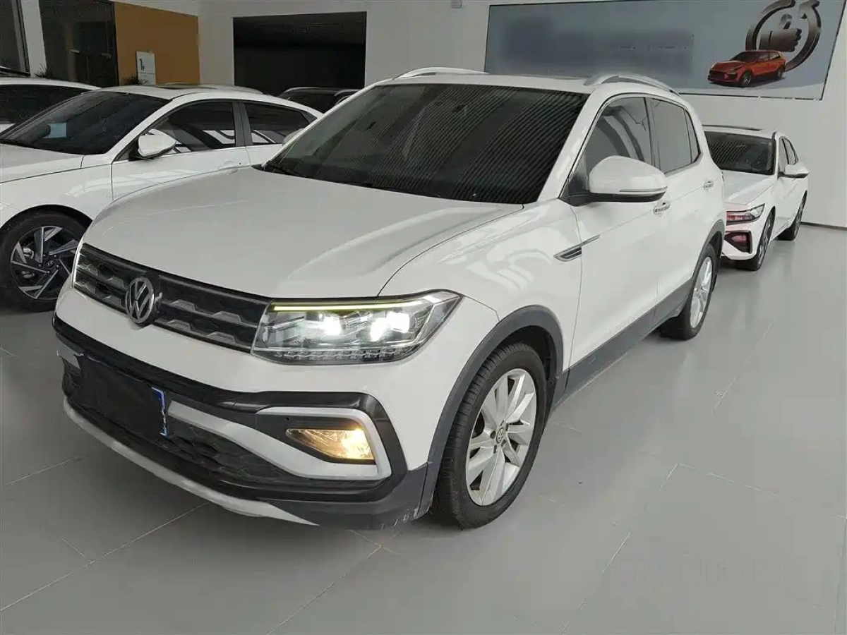 VOLKSWAGEN T-CROSS