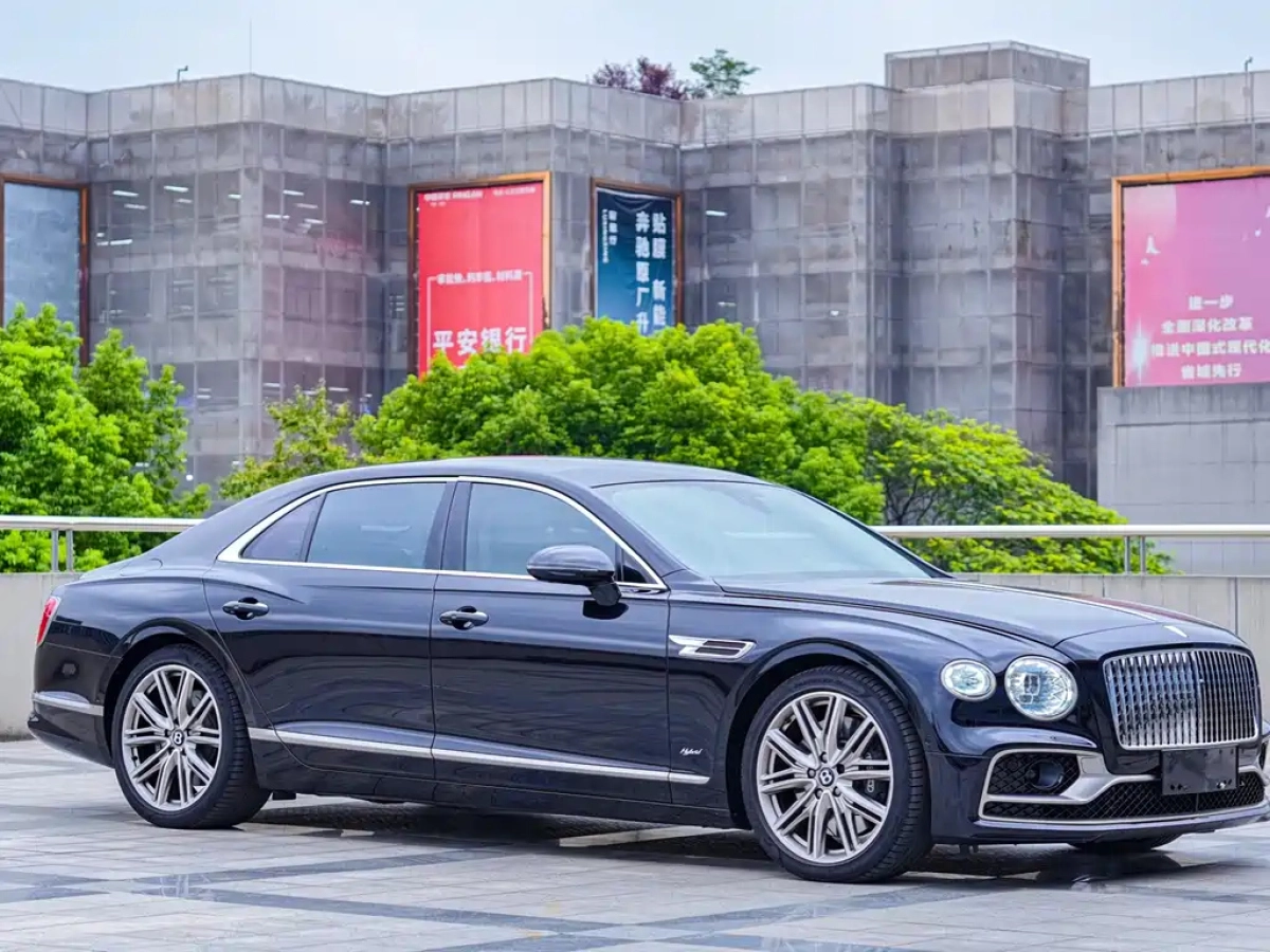BENTLEY FLYING SPUR PLUG IN HYBRID