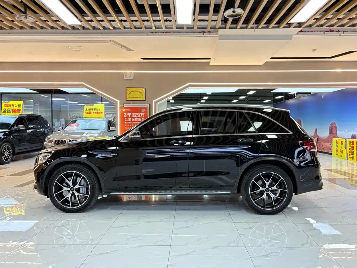 MERCEDES BENZ GLC AMG