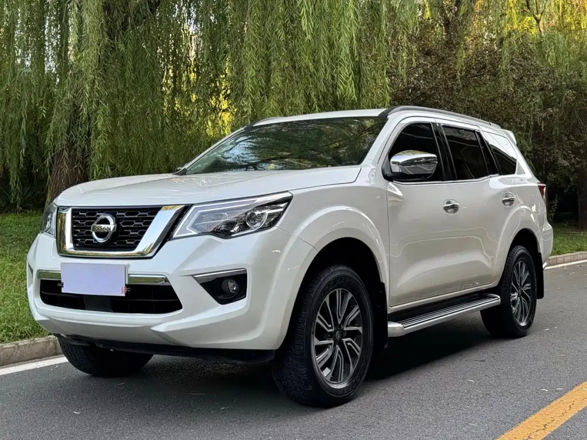 NISSAN TERRA  2023