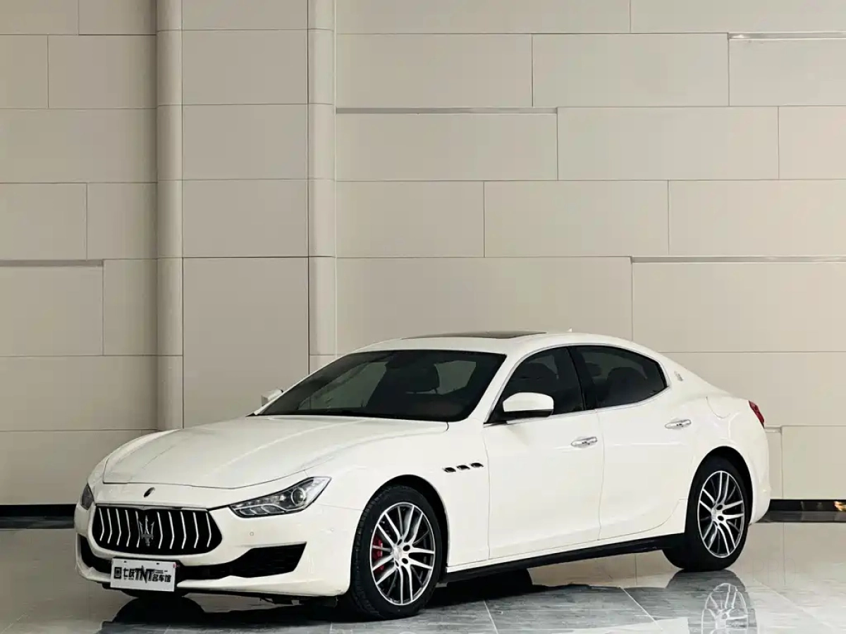 MASERATI GHIBLI