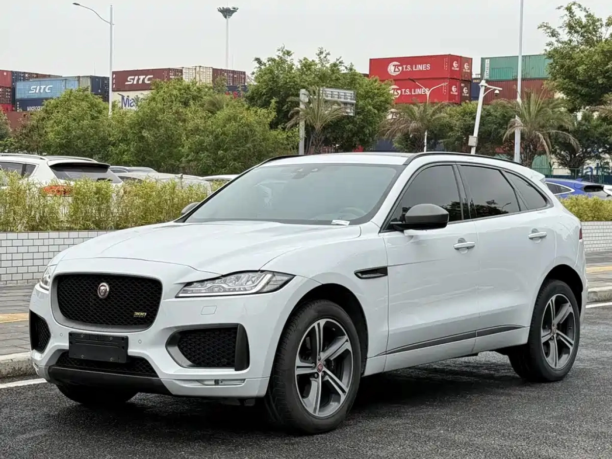 JAGUAR F-PACE  2021