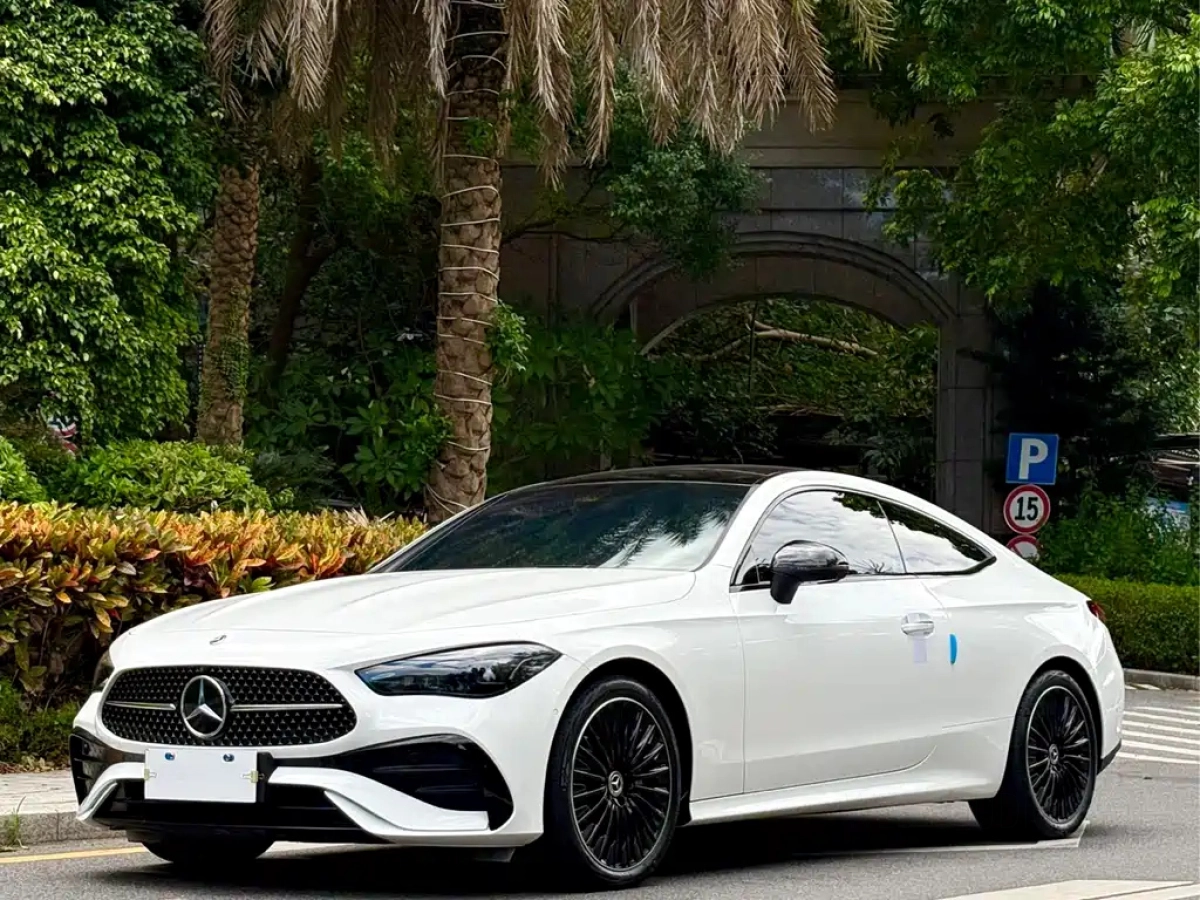 MERCEDES BENZ CLE  2024