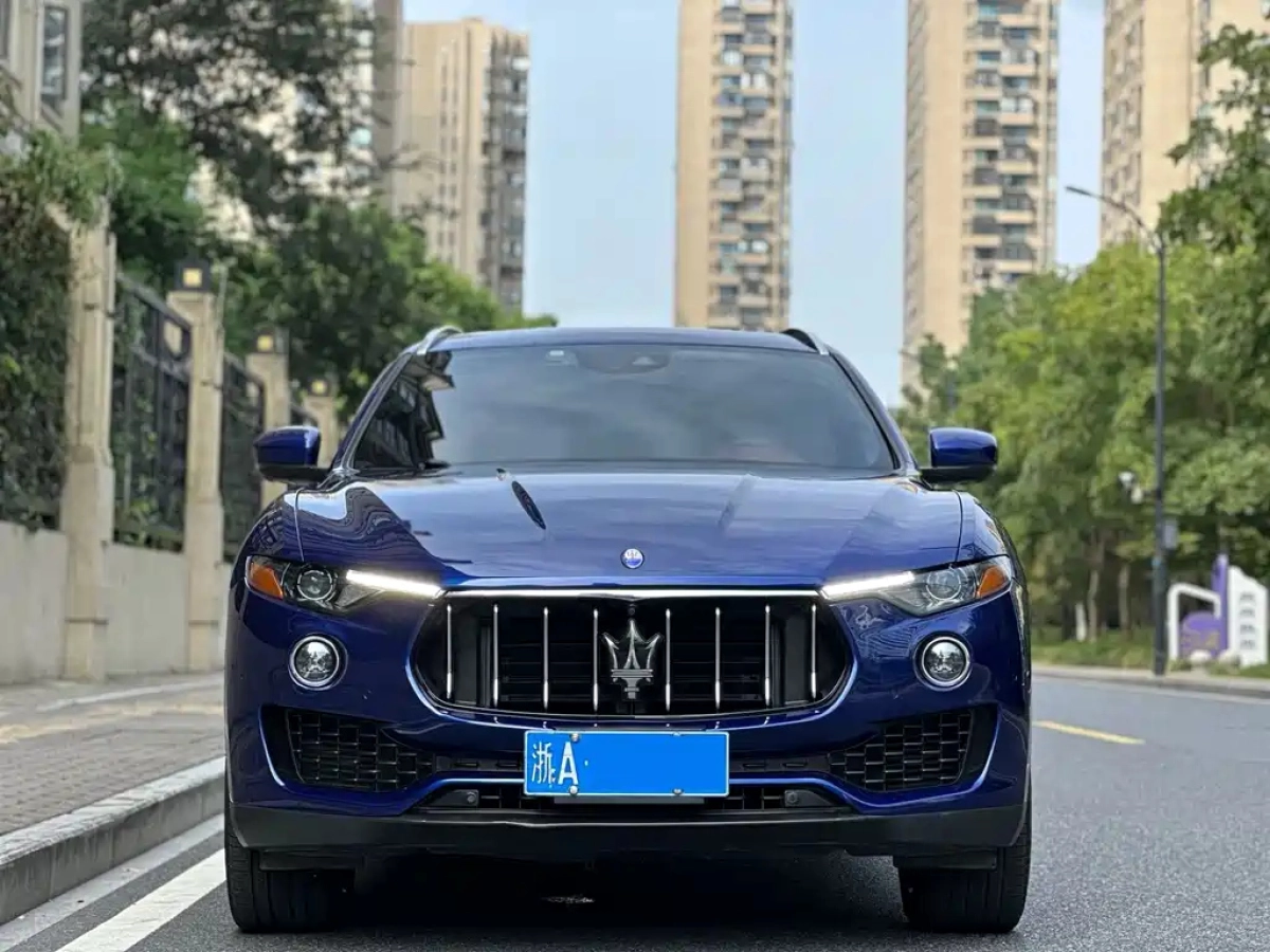 MASERATI LEVANTE