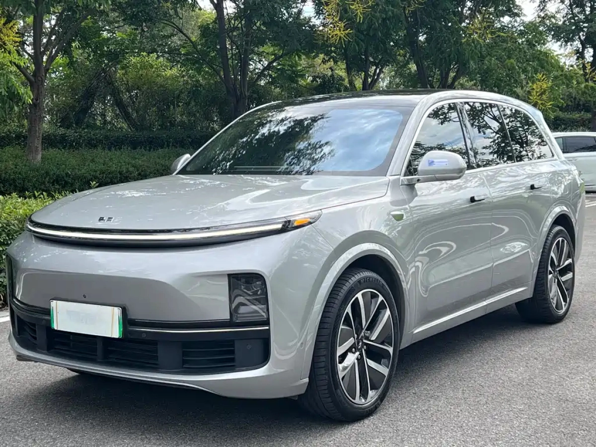 LI AUTO L8