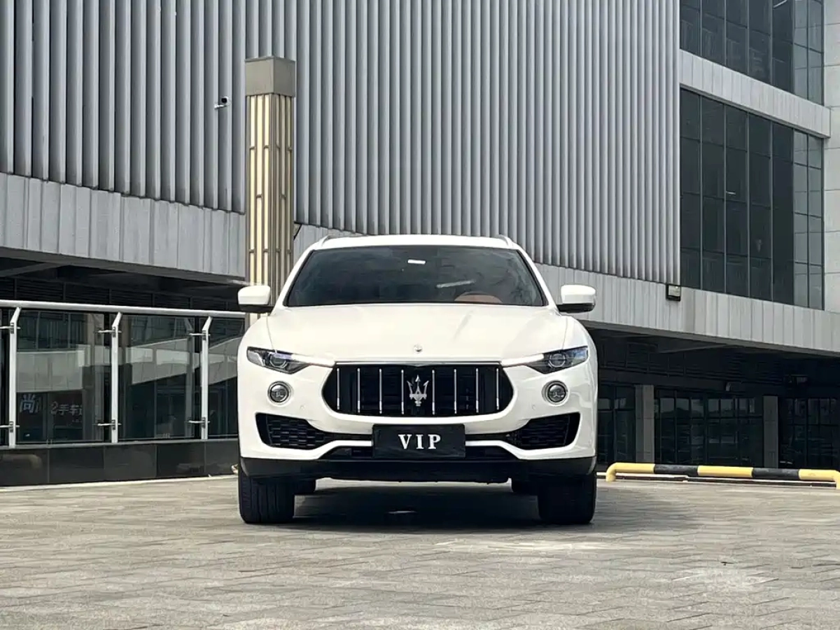 MASERATI LEVANTE