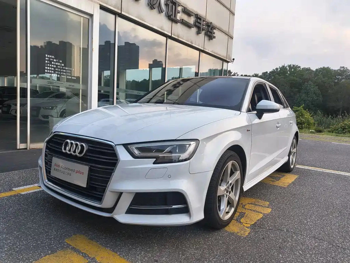 AUDI A3  2019