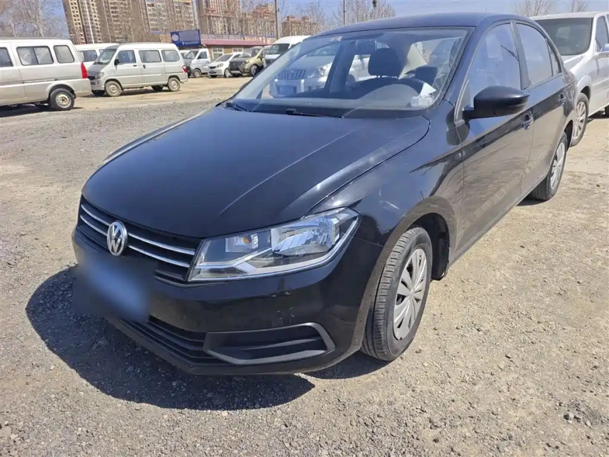 VOLKSWAGEN SANTANA  2019