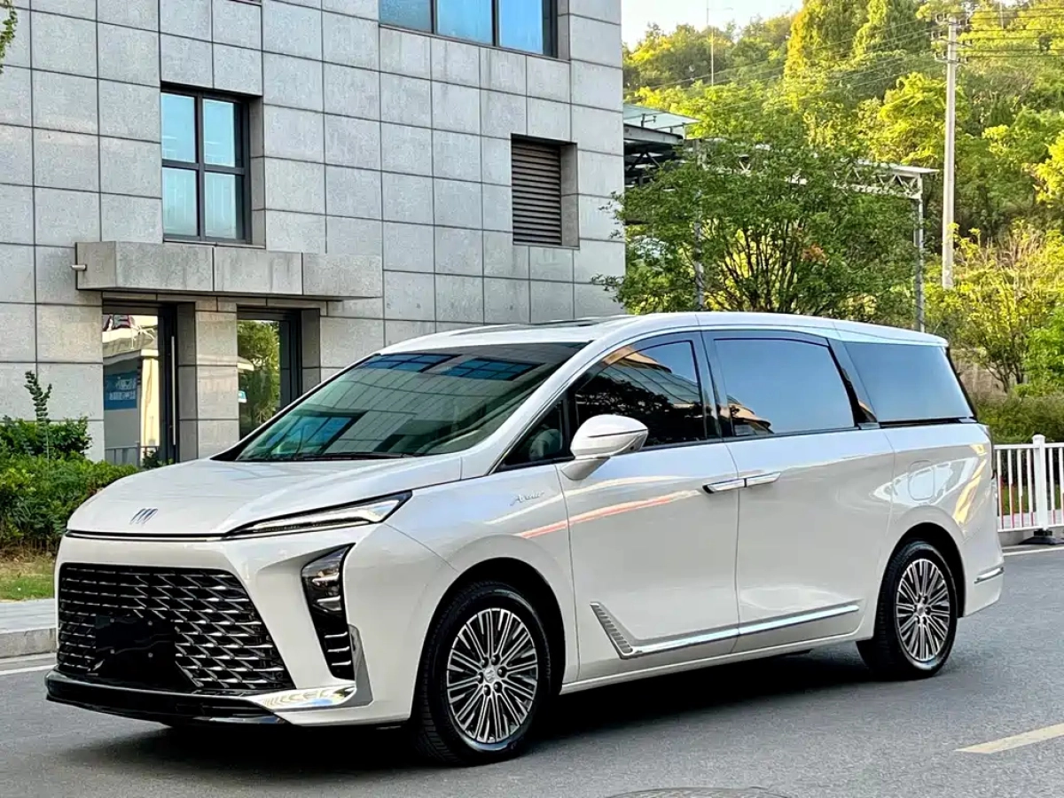 BUICK GL8 NEW ENERGY