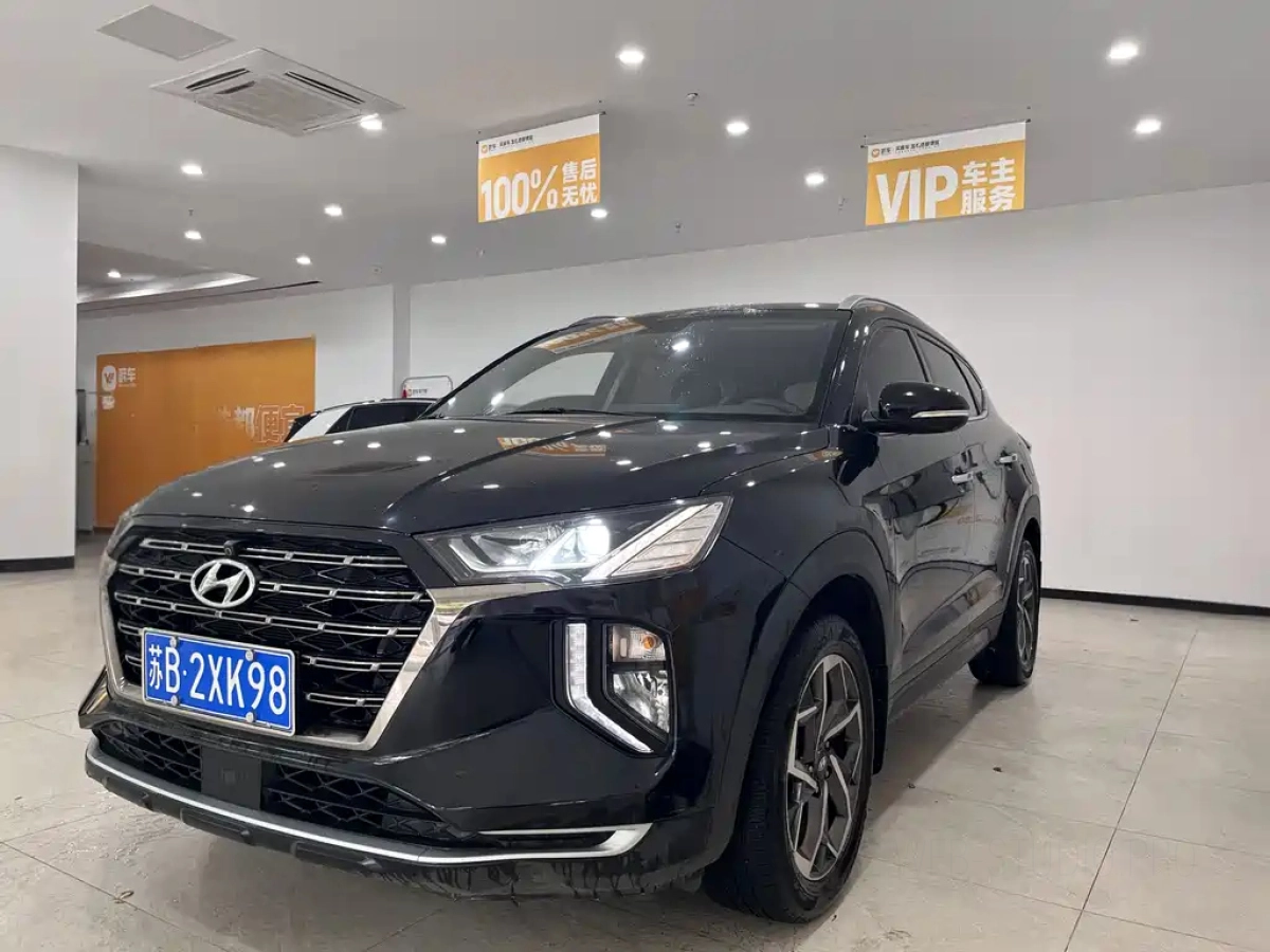 HYUNDAI TUCSON  2021