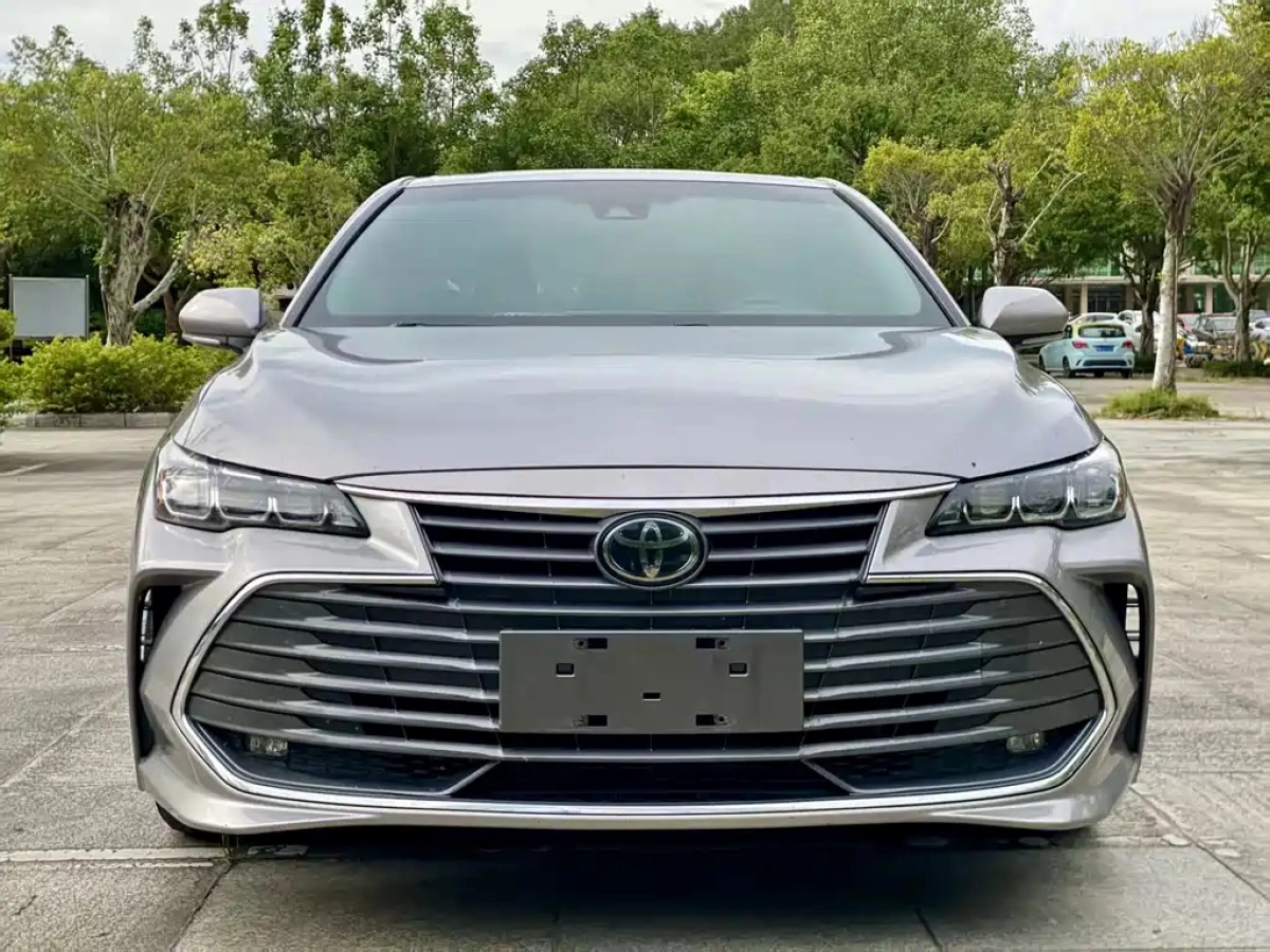 TOYOTA AVALON  2020