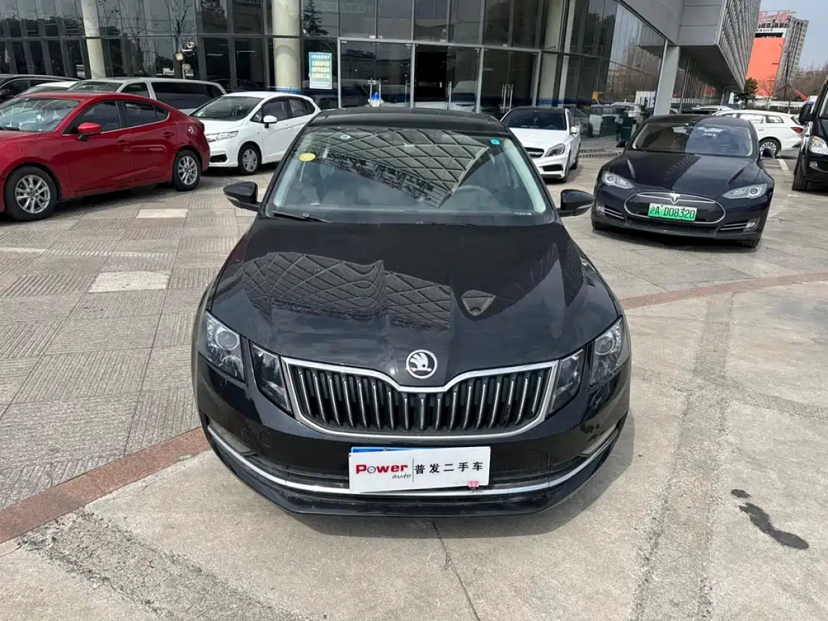 SKODA OCTAVIA