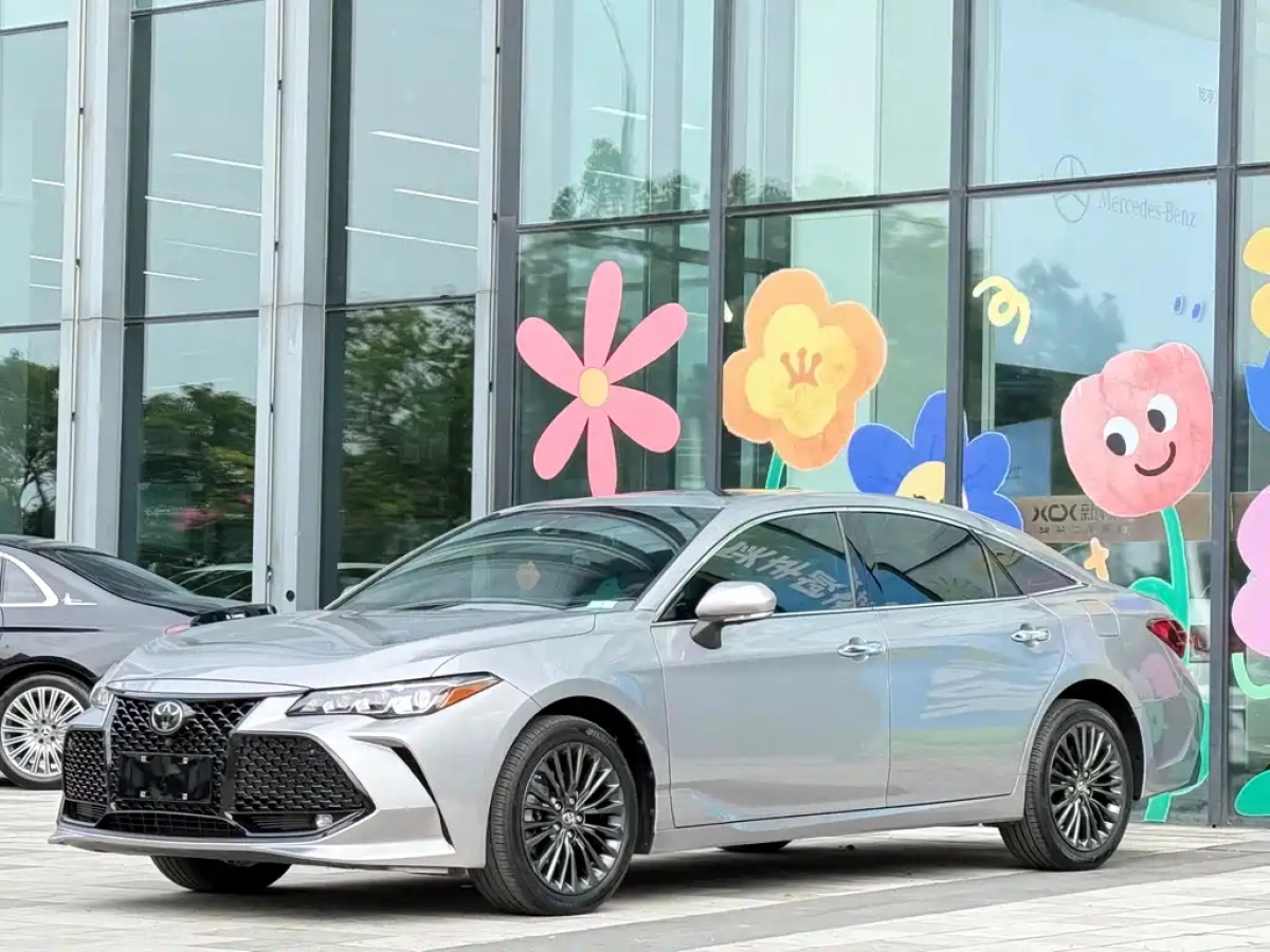 TOYOTA AVALON  2021