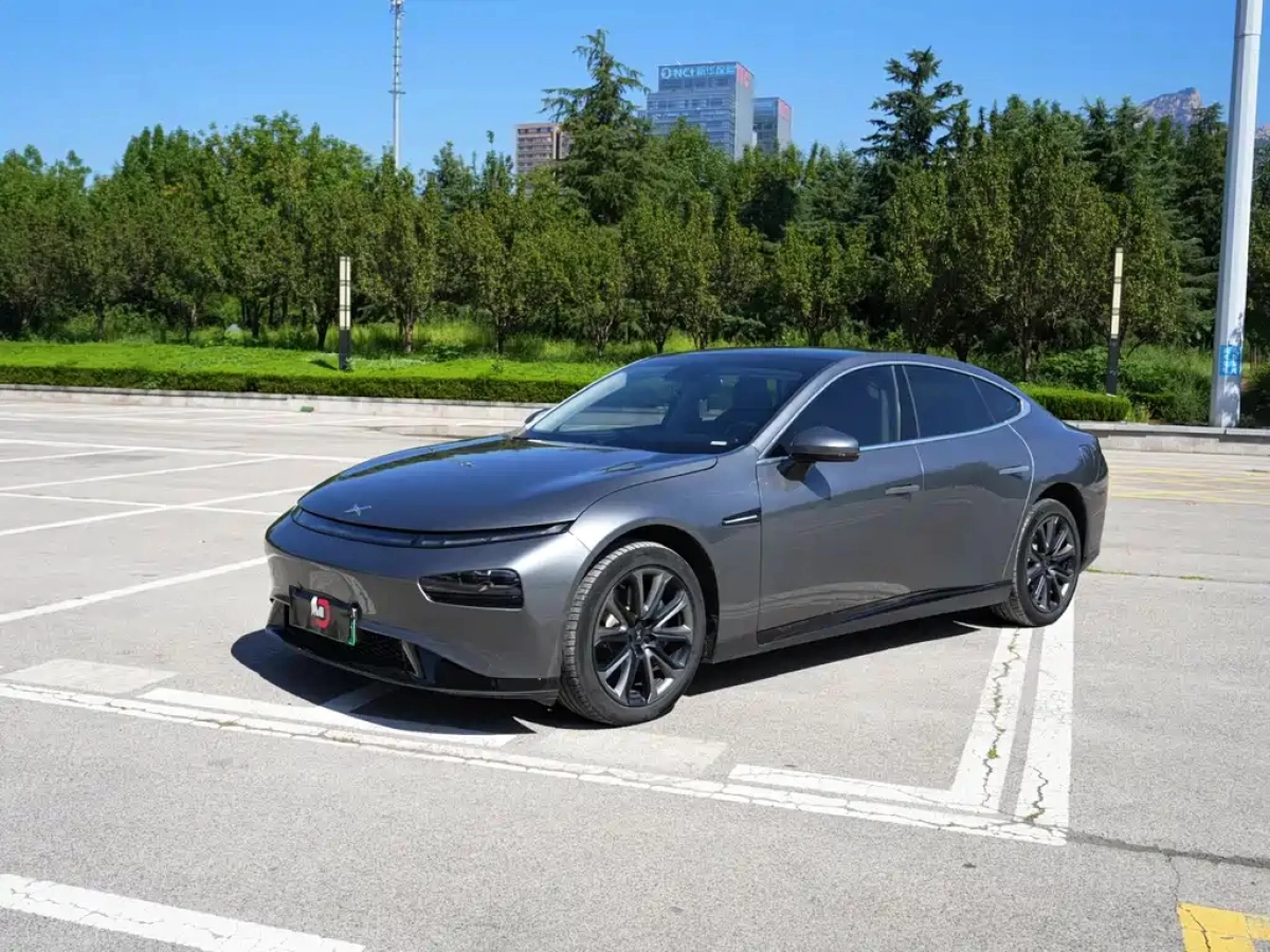 XPENG MOTORS P7  2023